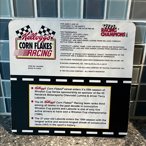 Assorted Racing Die-Cast Toy Cars - Picture 7 of 7